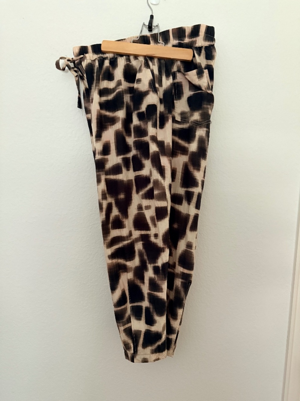Psophia Pants size 38 Med